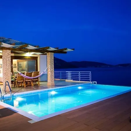 Villa Sleeps 9 Pool Air Con Wifi Sivota